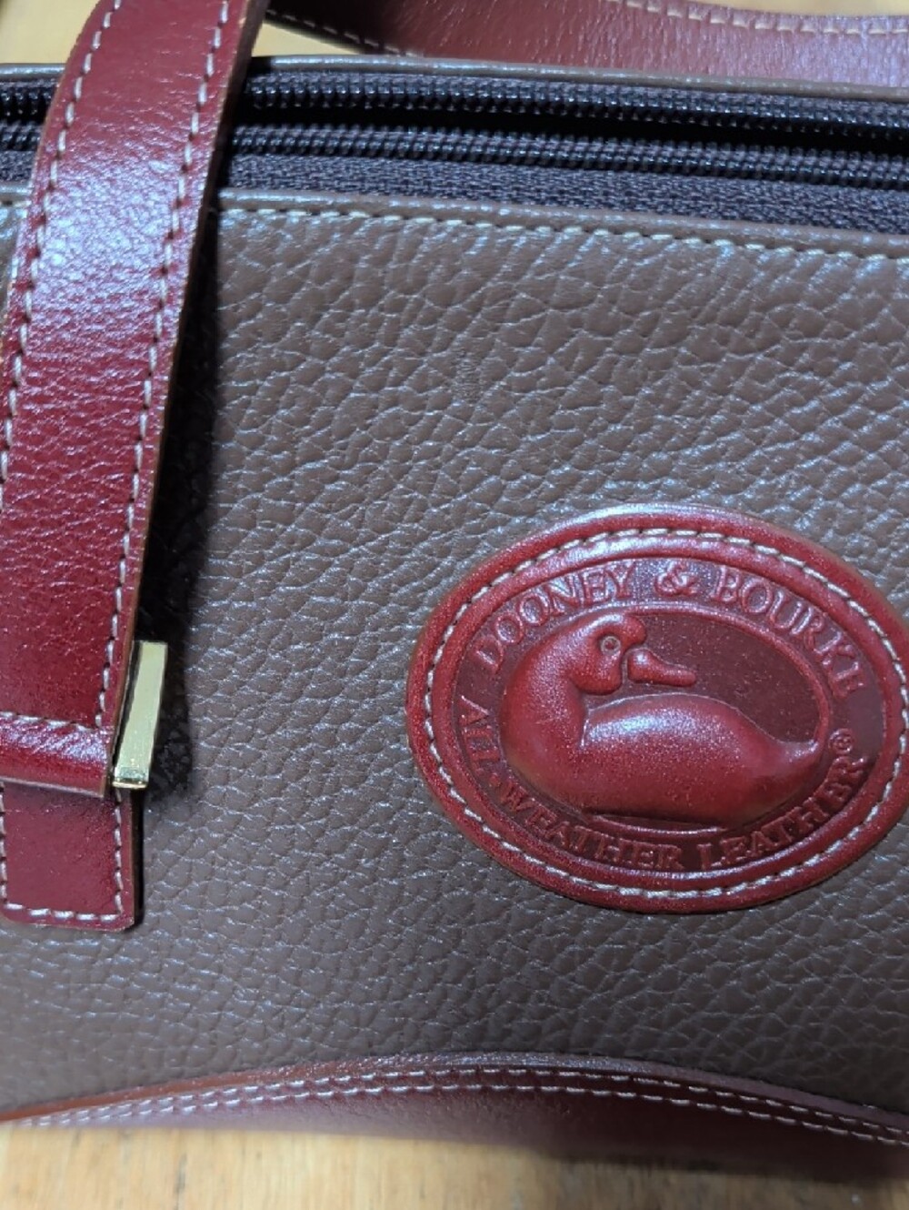 Dooney & Bourke ???? Brown Satchel with Chocolate Brown Trim and Gold Hardware - Picture 3 of 16